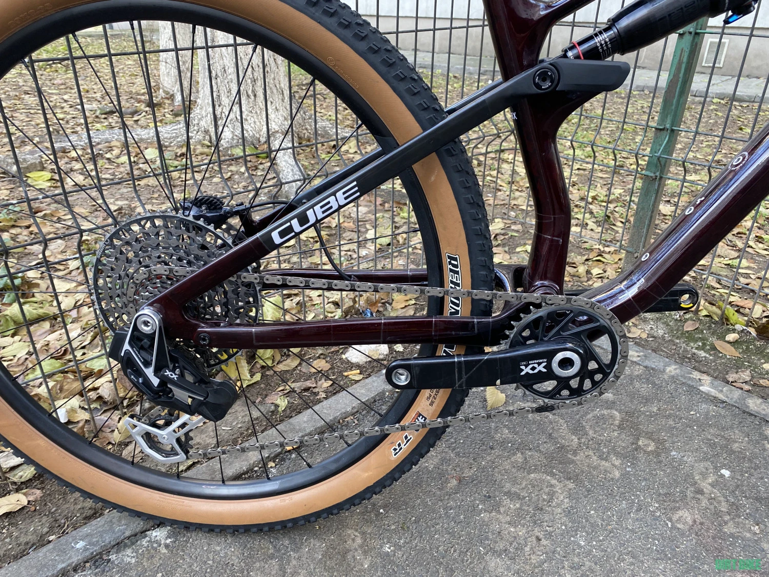 1. Grup Sram XX Eagle AXS T-Type Quarq Power Meter