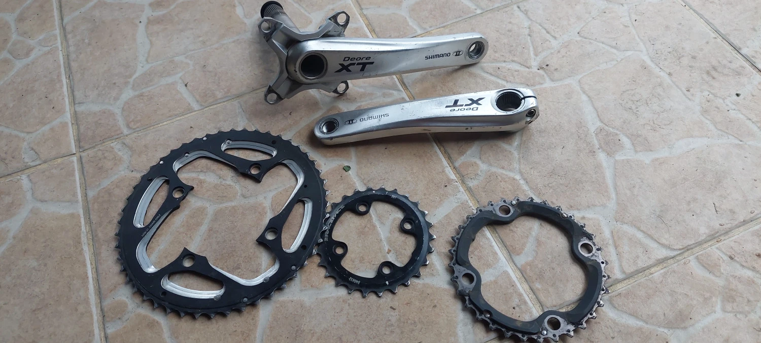 1. Angrenaj Deore XT