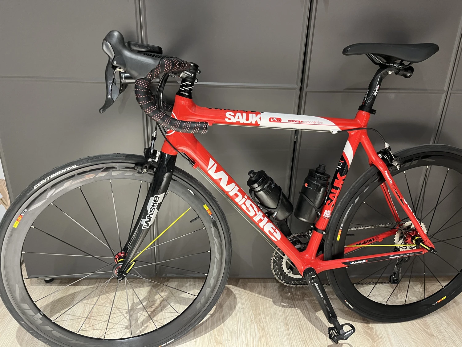 6. Cursiera carbon 54 , 9 kg