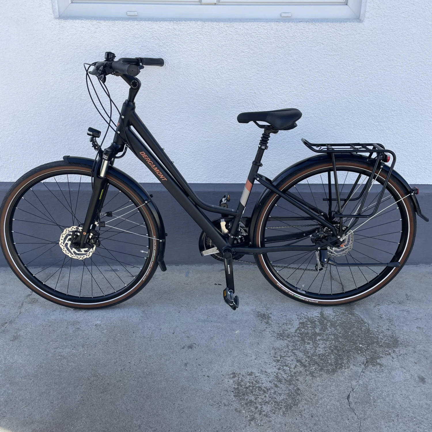 1. Bicicleta Bergamont, roți: 28