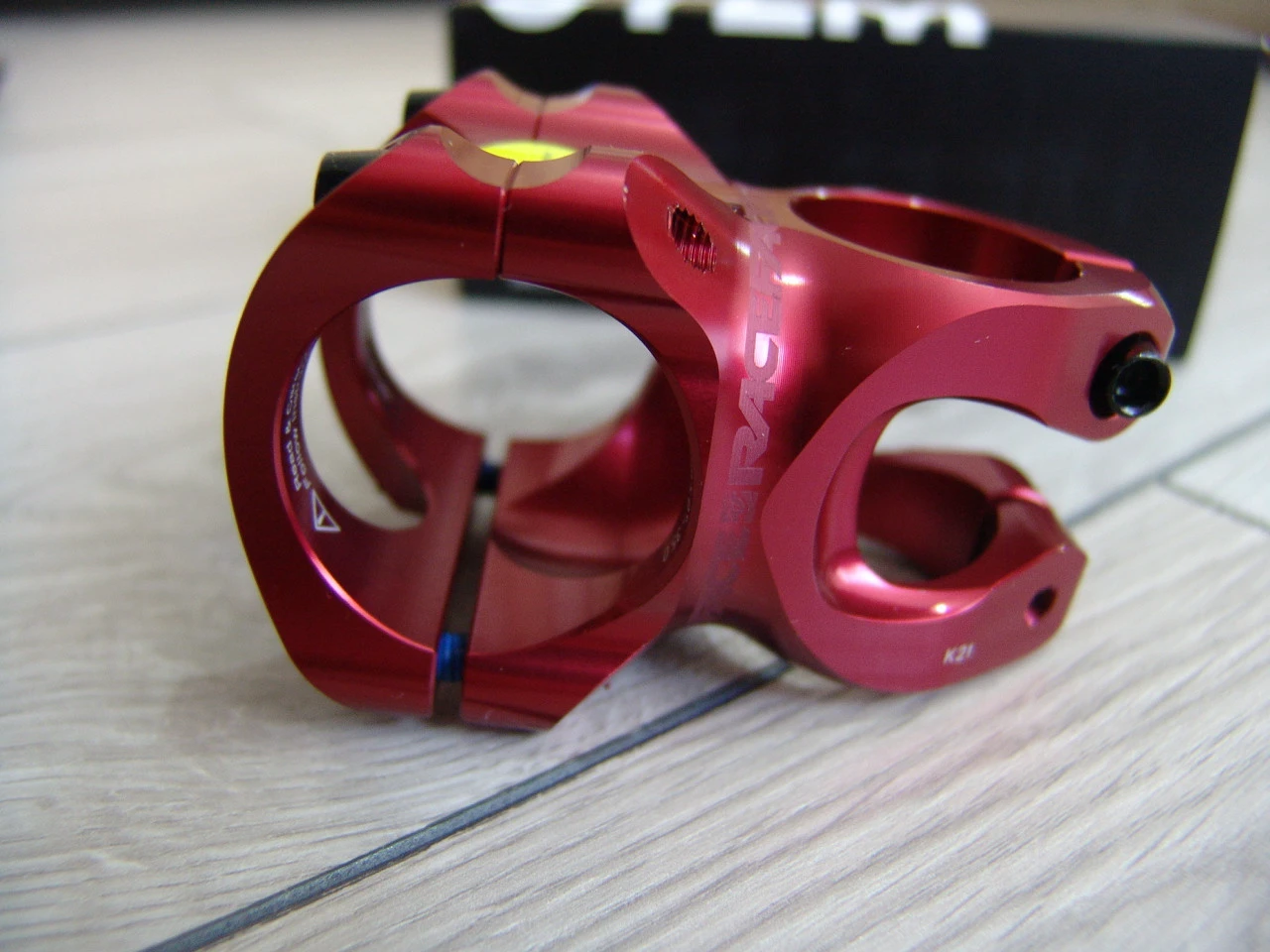 5. Pipa MTB Race Face Turbine R 40mm/Noua