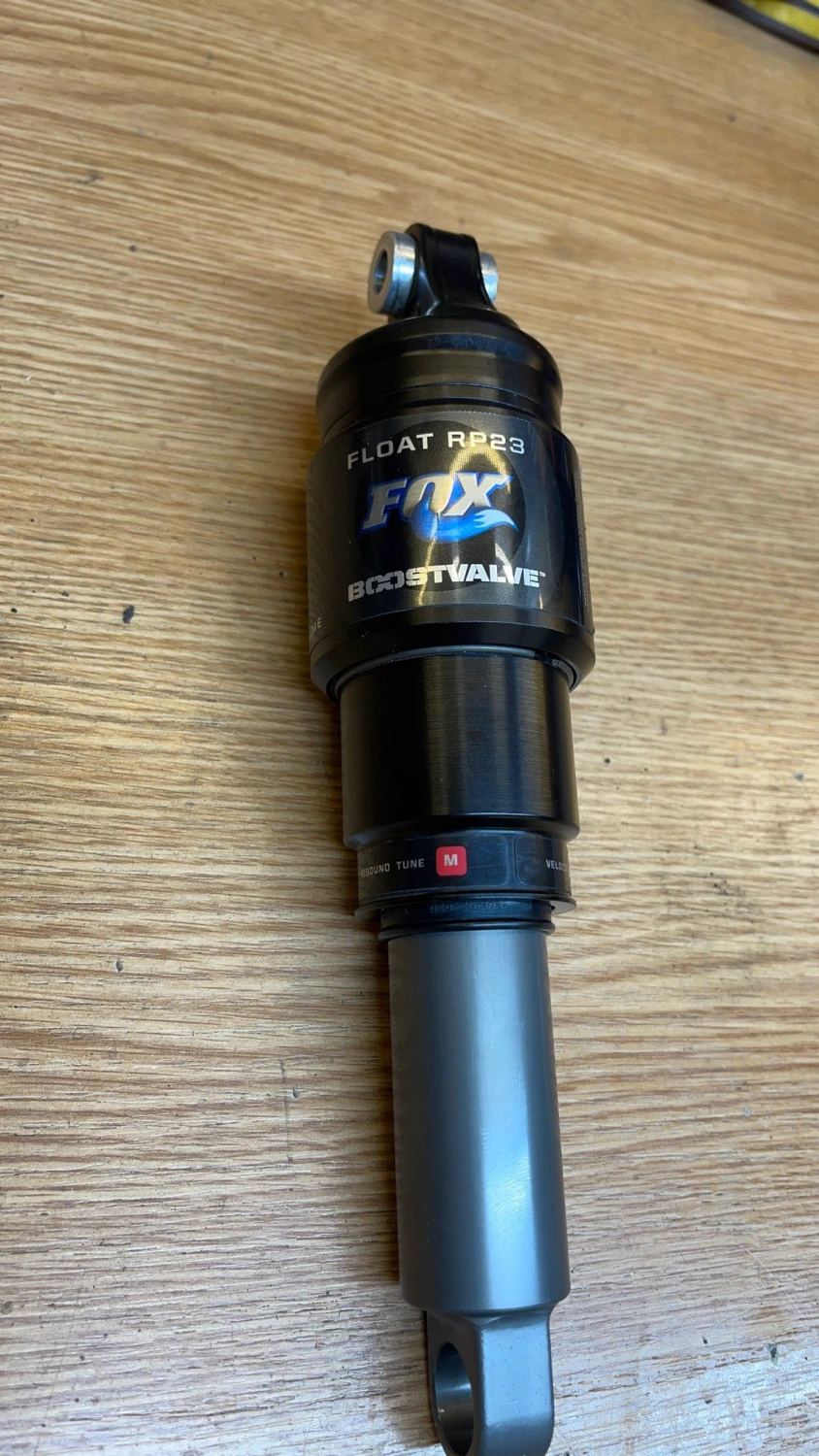 1. Shock Fox Float RP23