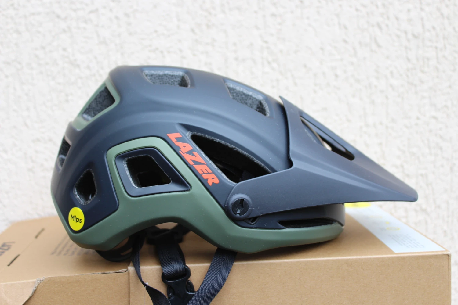 1. Lazer Impala MIPS - MTB casca S(52-56cm)