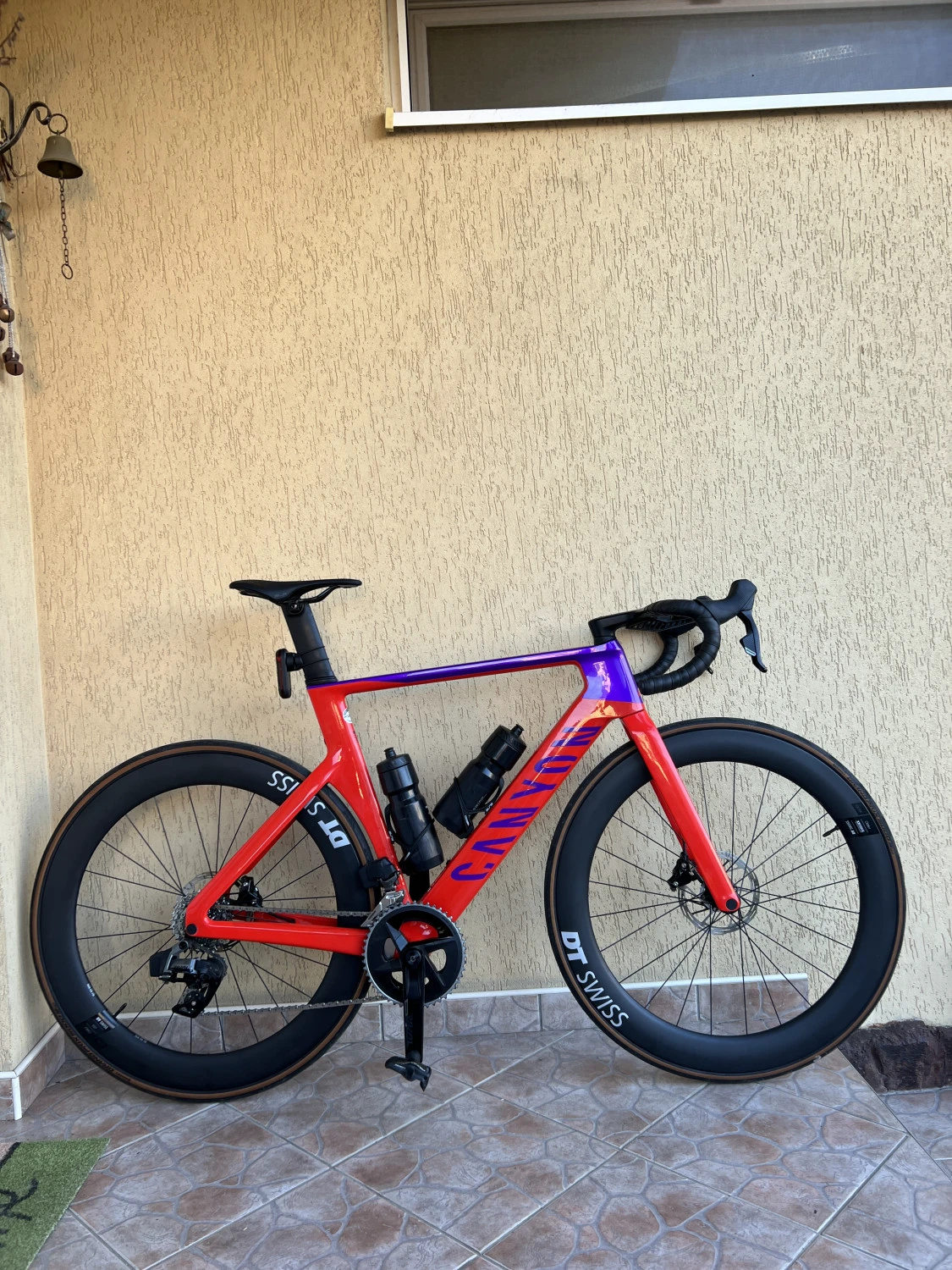 1. Canyon Aeroad CF SLX 2023 (3.150€)