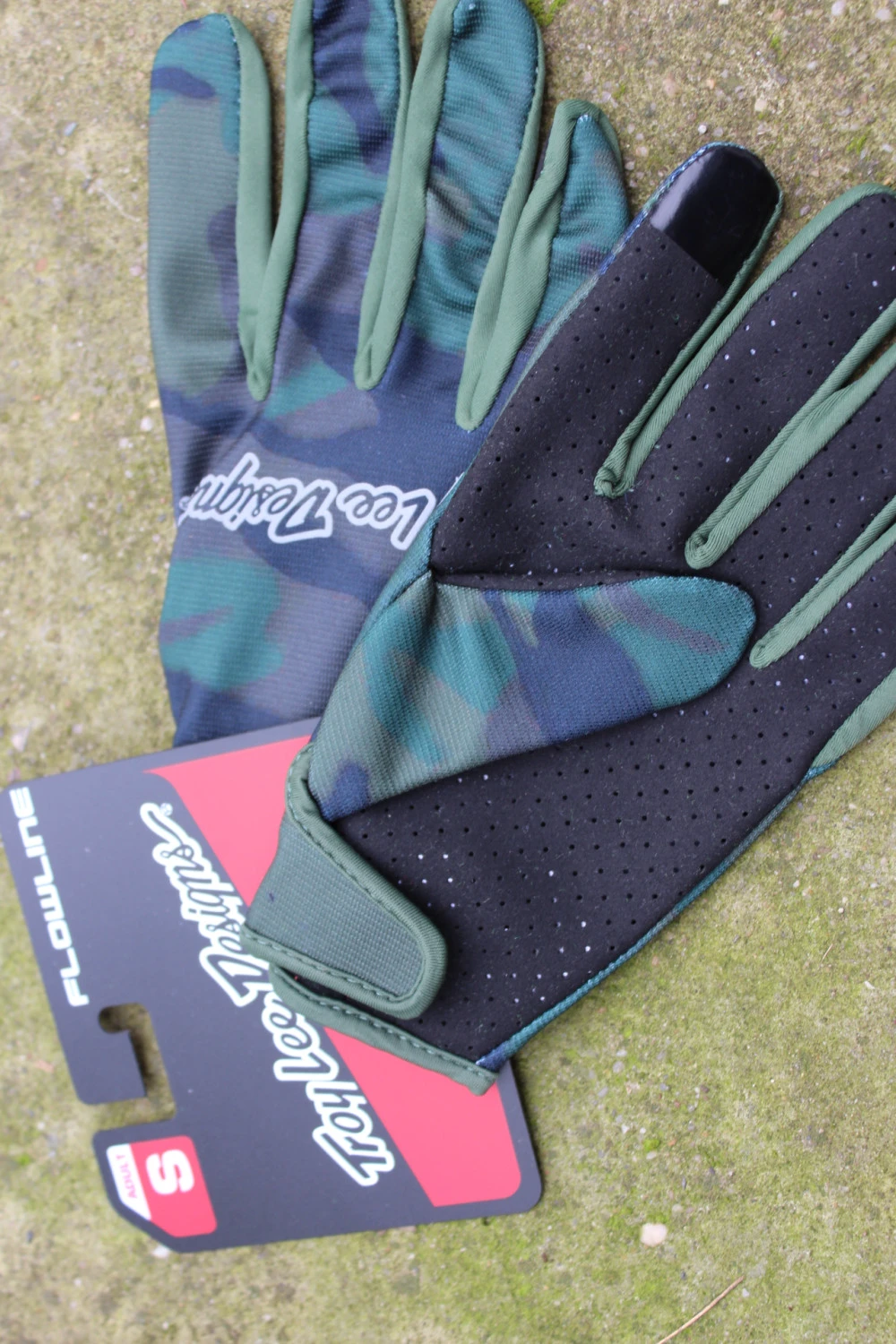 3. Troy Lee Designs Flowline Camo Army - S