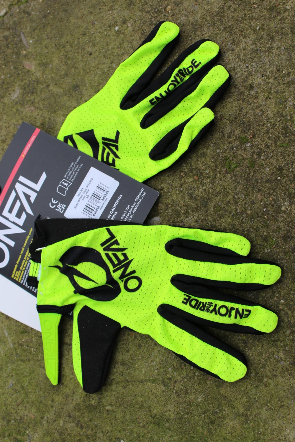 1. O'Neal Matrix Stacked Neon Yellow manusi - marime S