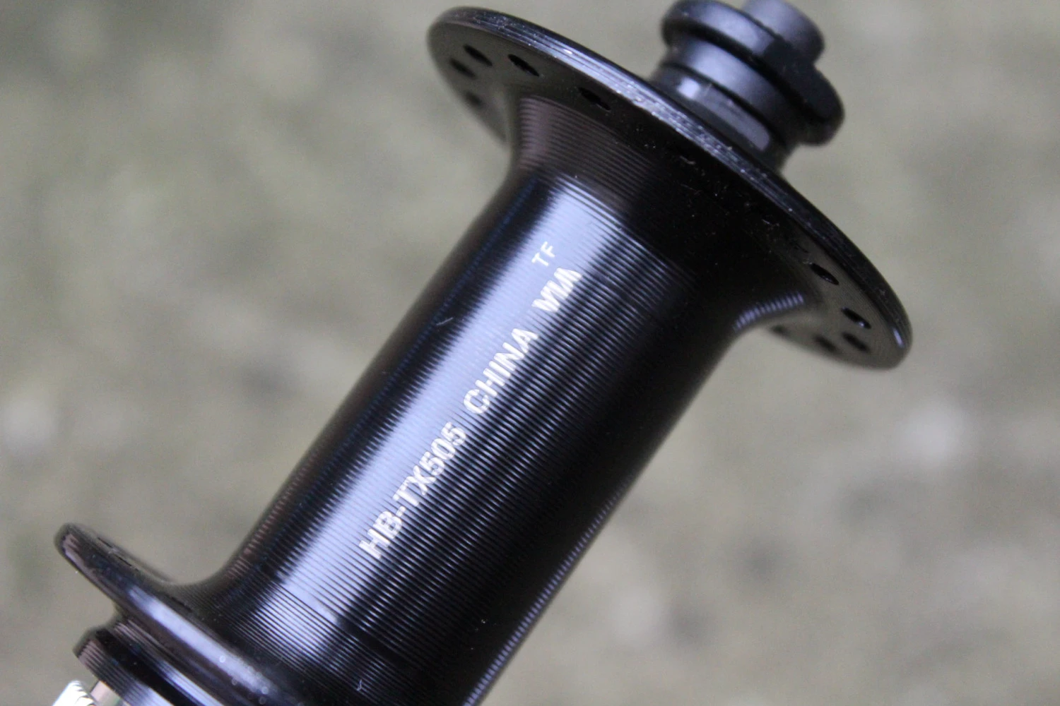 3. Shimano Tourney HB-TX505 Center-Lock butuc fata 32H + QR
