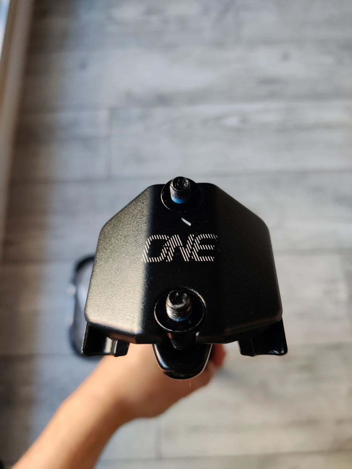 1. OneUp V2 Dropper + Maneta v3