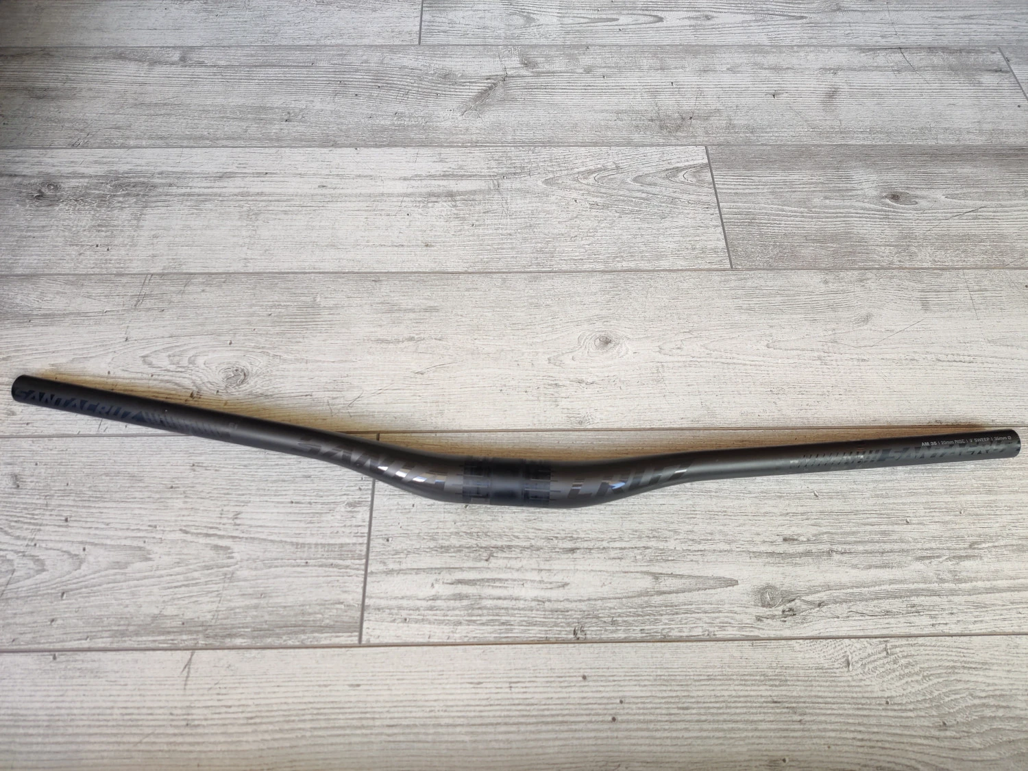 1. Santa Cruz Riser Bar