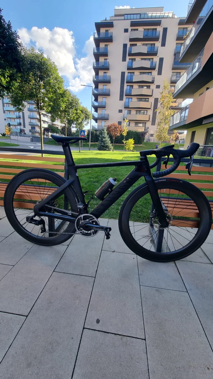 1. Canyon Aero CF SLX 8, SRAM Force eTap AXS