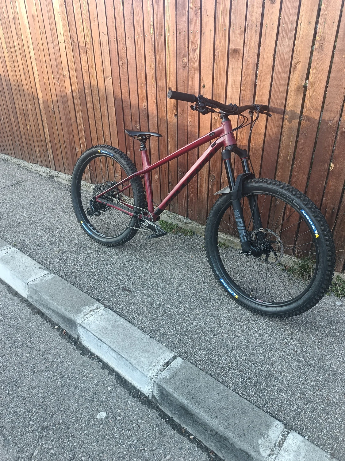 6. Commencal Meta Ht Am