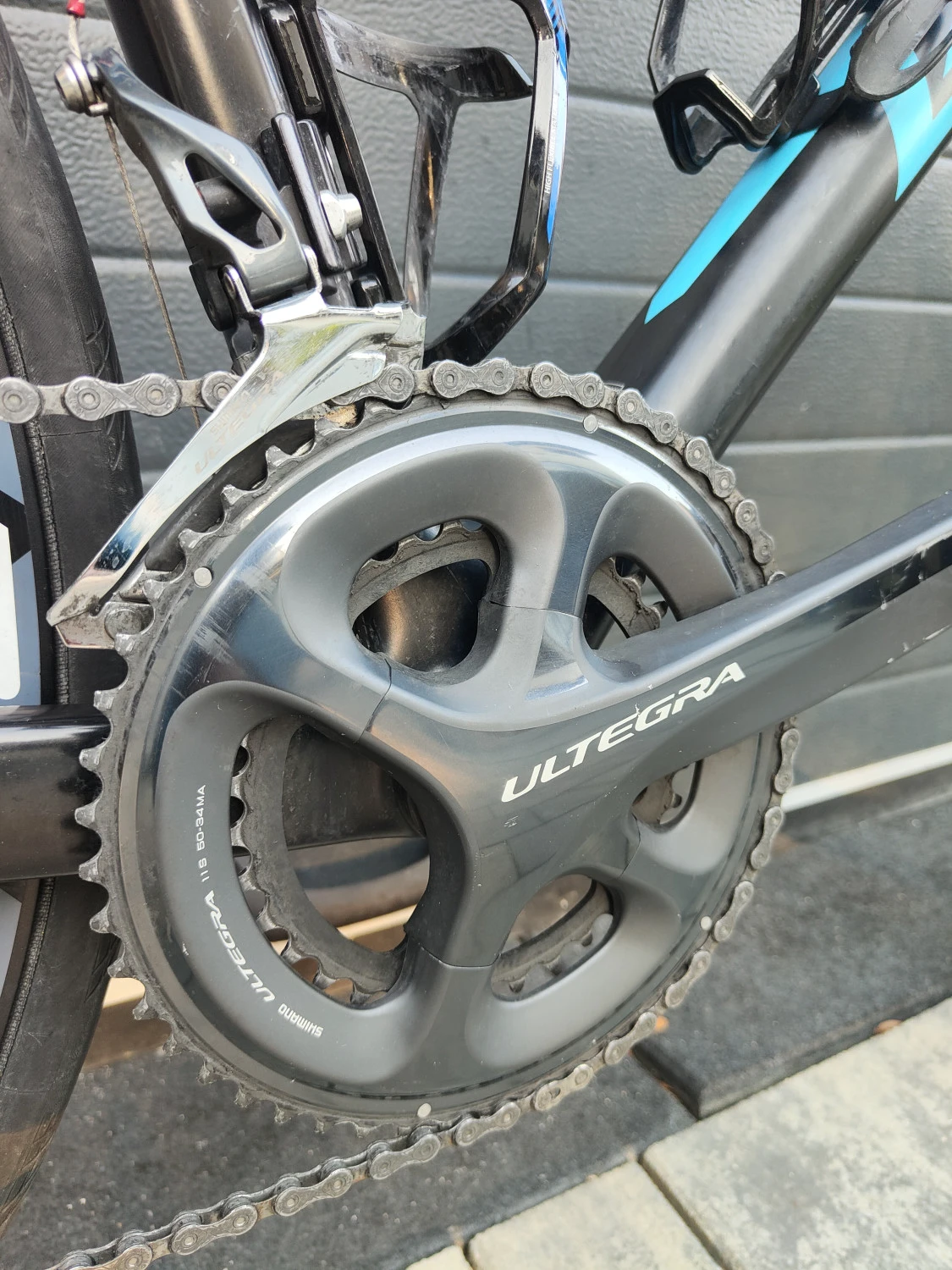 9. Bicicleta sosea / Cursiera carbon Giant Defy Advanced 1, frane disc
