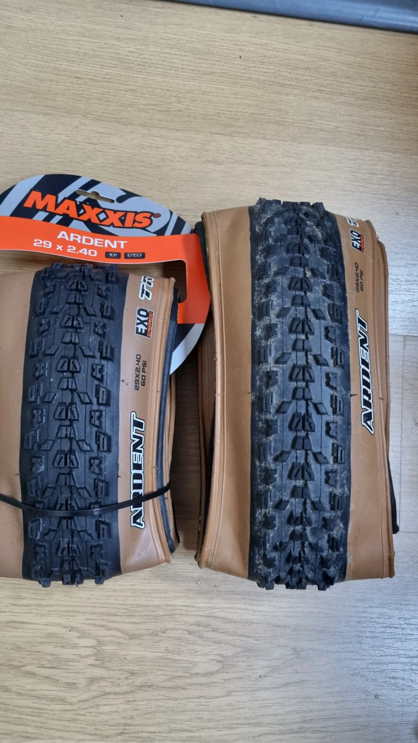 1. Anvelopa 29X2.40 Maxxis Ardent 60TPI foldabil EXO/TR/TANWALL