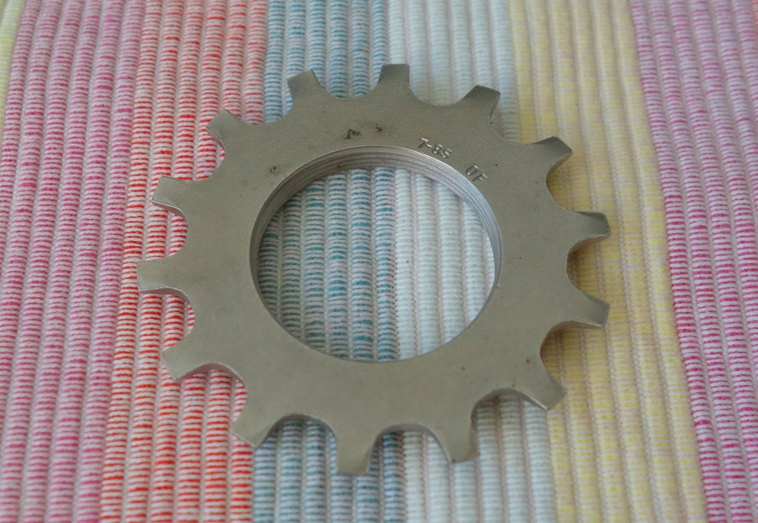 1. Vand pinion pentru inchidere pinioane Shimano Dura Ace uniglide anii 80