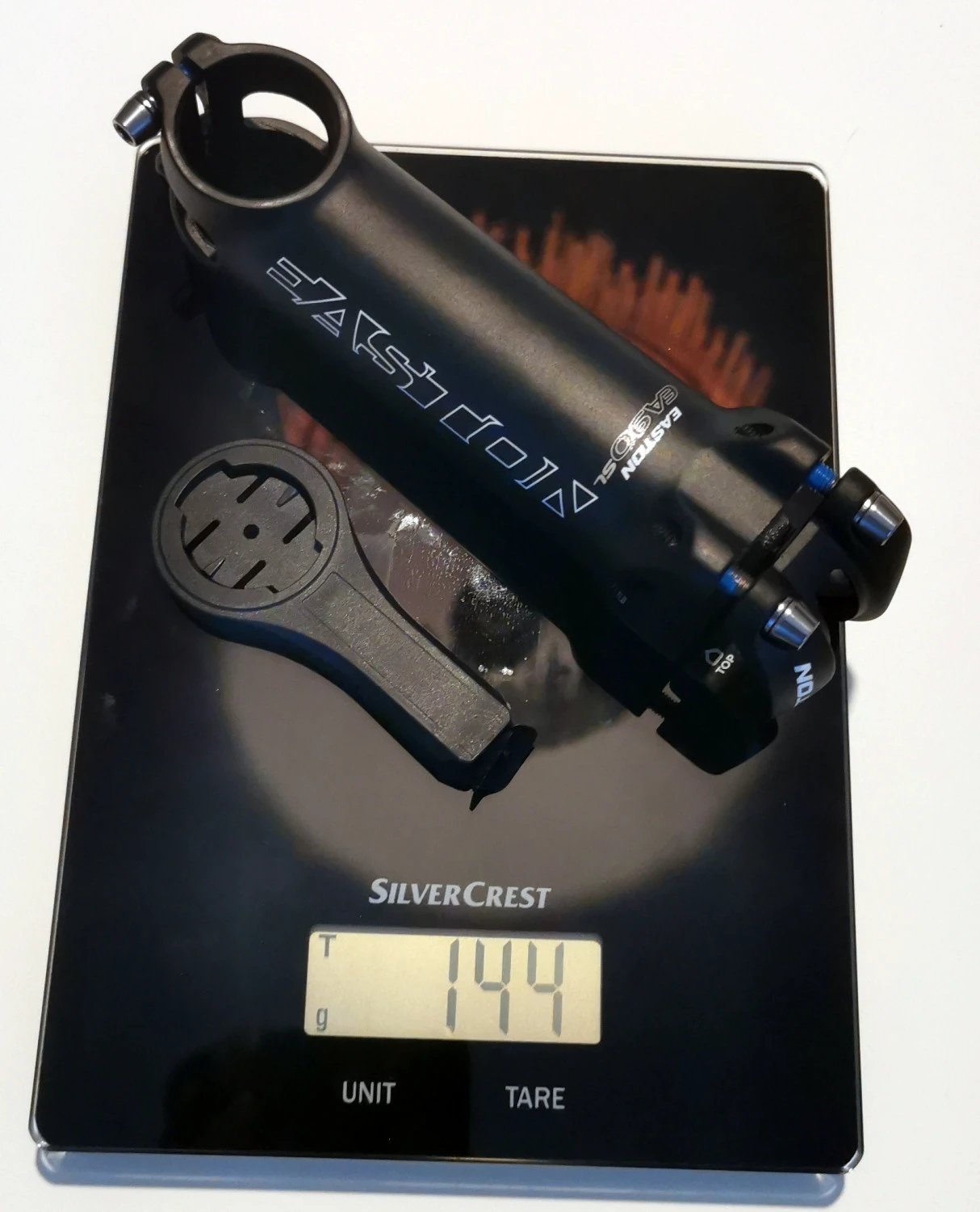 7. Pipa Easton EA90 SL 31.8 Stem 7° - black anodized 120mm + suport GARMIN