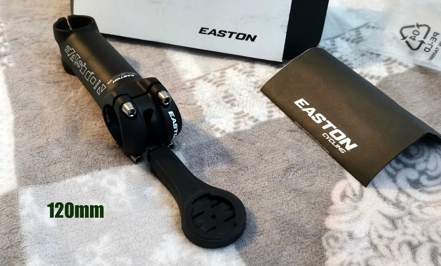 4. Pipa Easton EA90 SL 31.8 Stem 7° - black anodized 120mm + suport GARMIN
