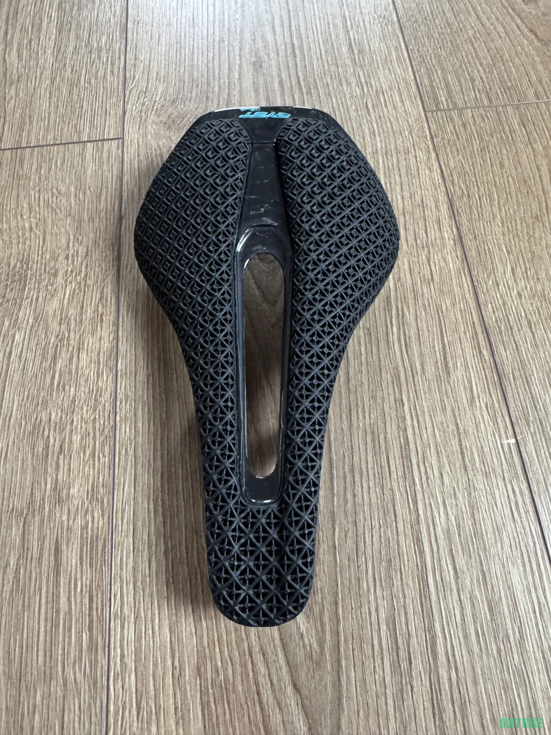 1. Sa carbon 3d padded 160g