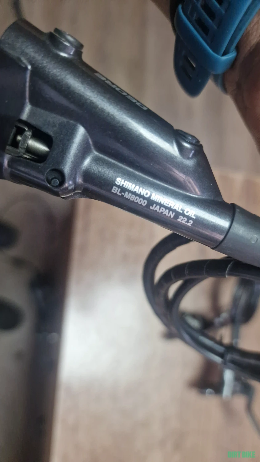 1. Set Frane Shigura Shimano + Magura
