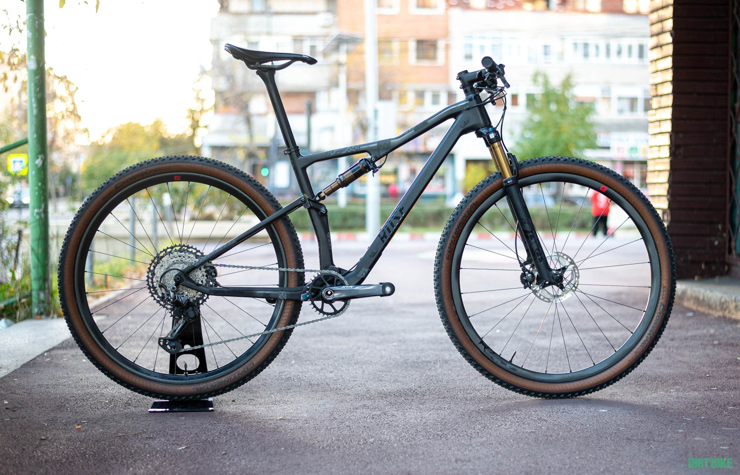 1. Bicicleta MTB Carbon Rose Thrill Hill 2022