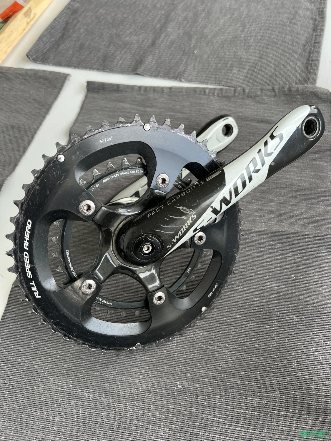 1. Angrenaj S-WORKS carbon