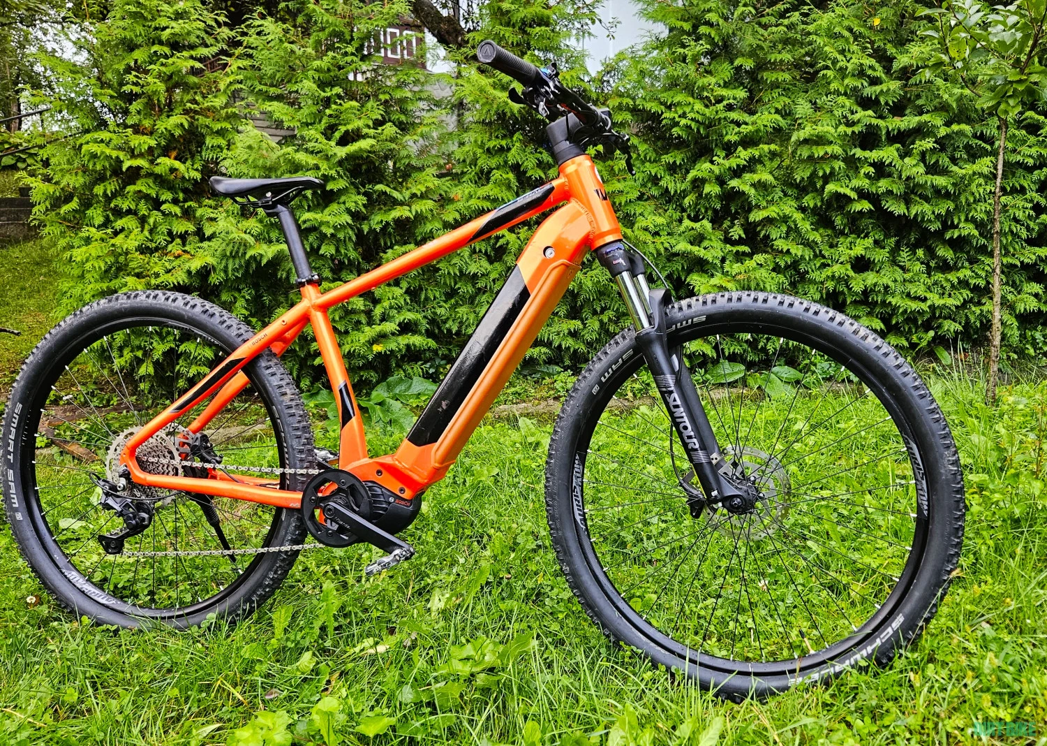 6. Bicicleta electrica Whistle/Atala B-Race,Marimea M,Roti 29",Hardtail.