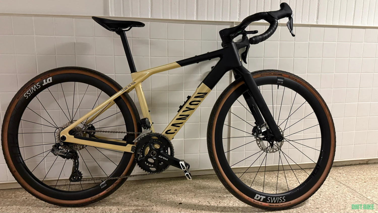 1. Canyon Grail CF SLX 8 Di2 2024