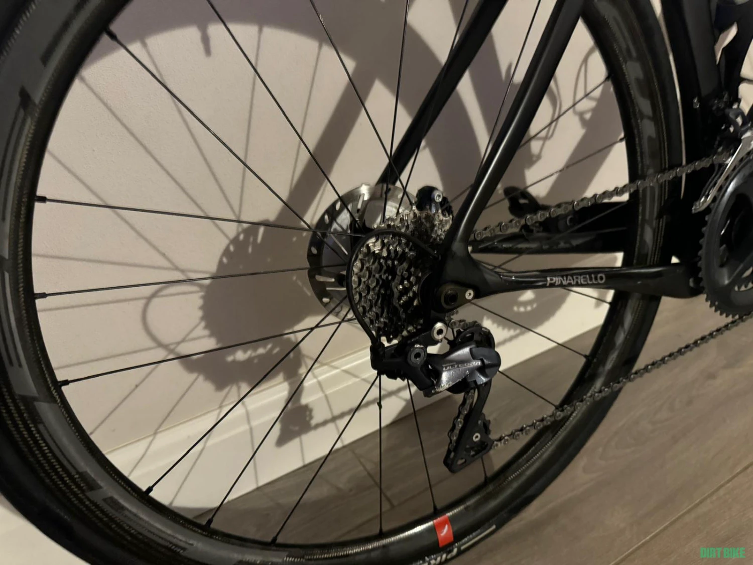 1. Cursieră Pinarello Grevil 2x11