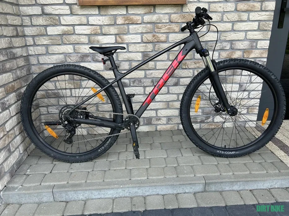 1. Trek Marlin 5 Gen 3 2024