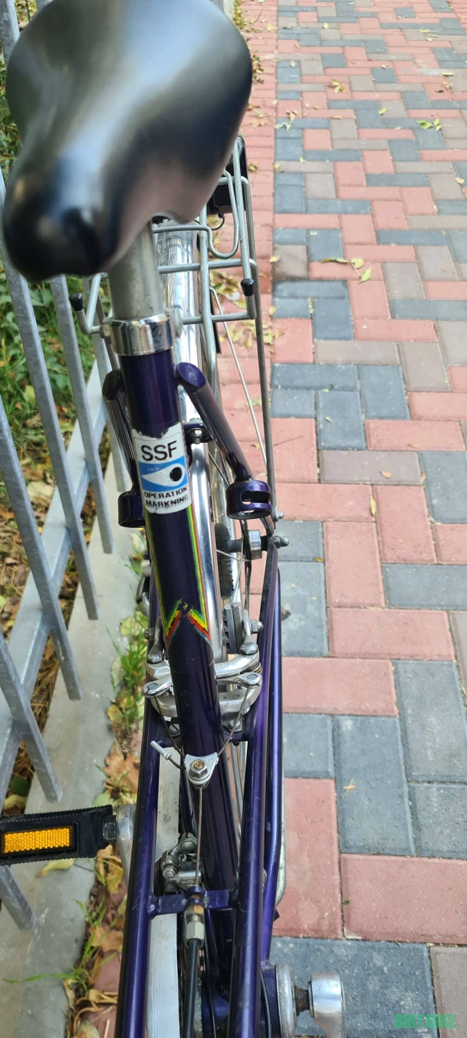 8. Crescent Suedia clasica city road hibrid damă