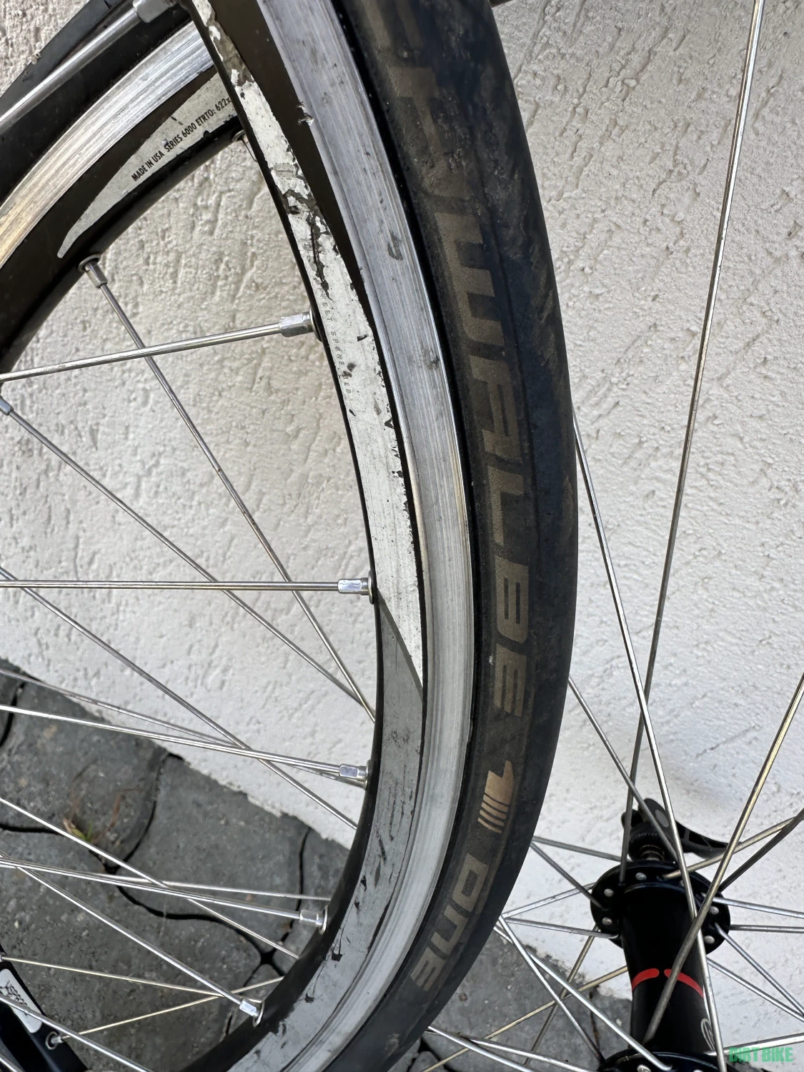 5. Roti Bontrager Classics 700c Rear Wheel set 6000 OSB Rim Schwalbe one cauciucuri