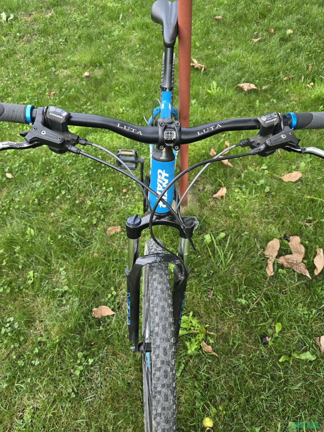 2. Giant ATX impecabil
