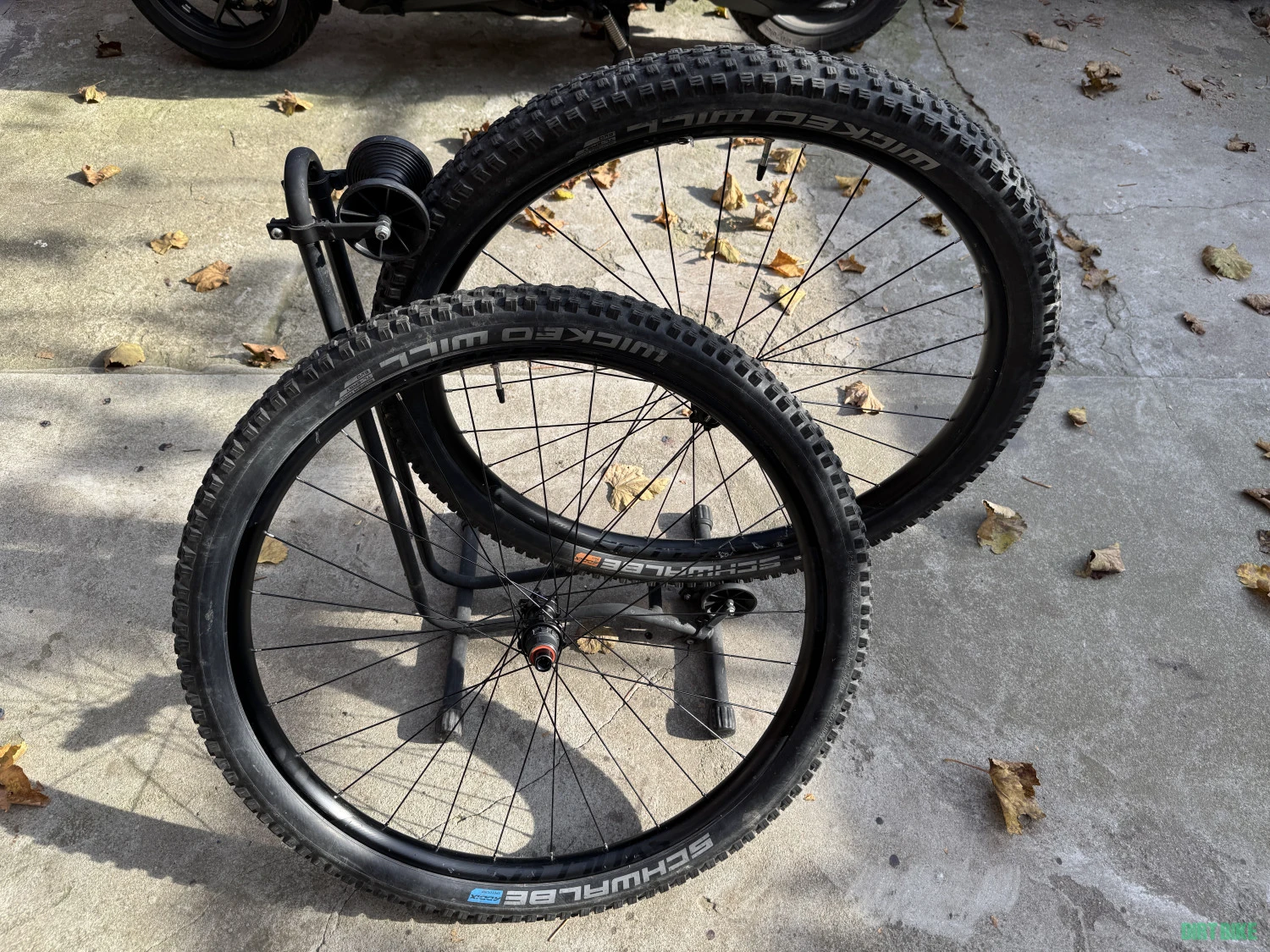 1. Roti Syncros Silverton 2.5 30mm