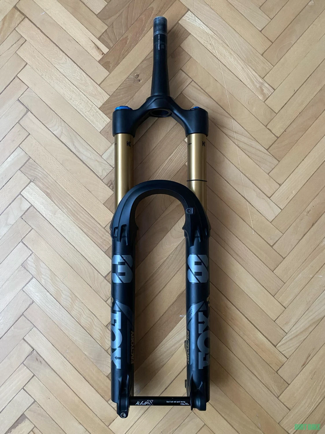 1. Furca Fox 38 Factory Kashima Coat
