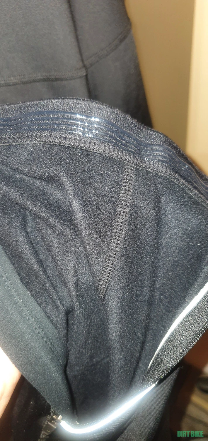 13. Pantaloni ciclism vreme rece Shimano masura L Piept 98-100 Inaltime 177-183 Talie 87-91