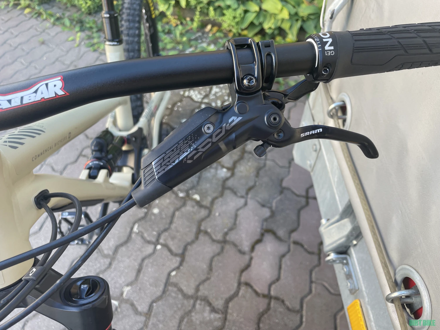 5. Commencal Clash 2021 marimea M