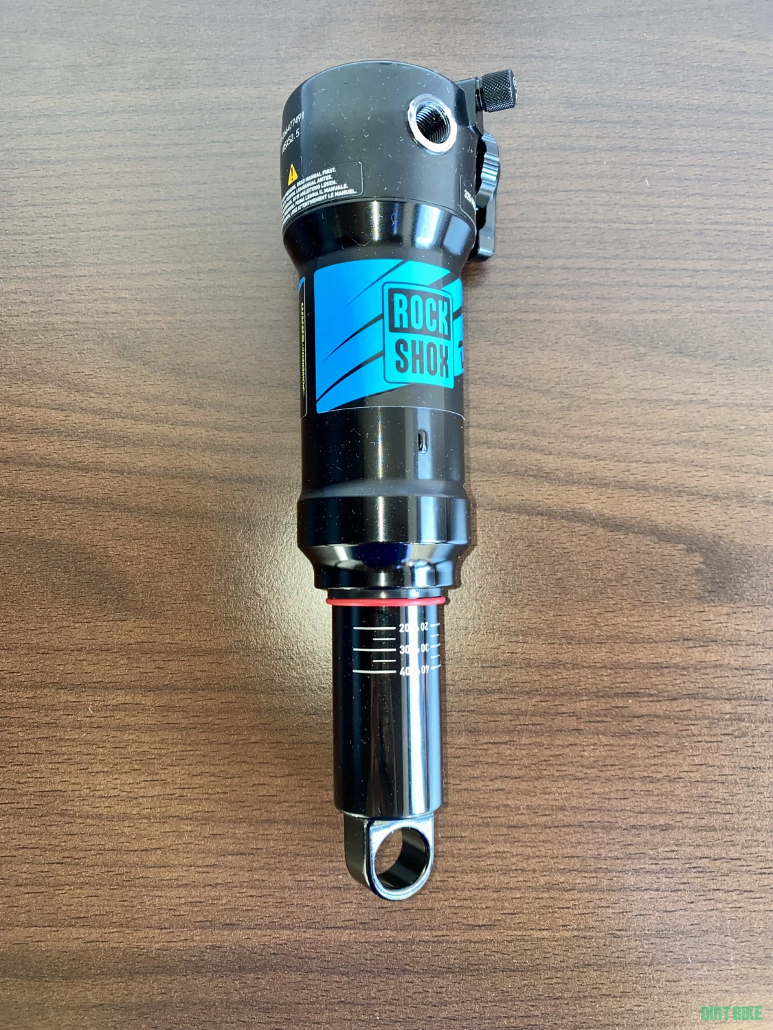 5. RockShox Deluxe RT Trunnion 185 x 52.5