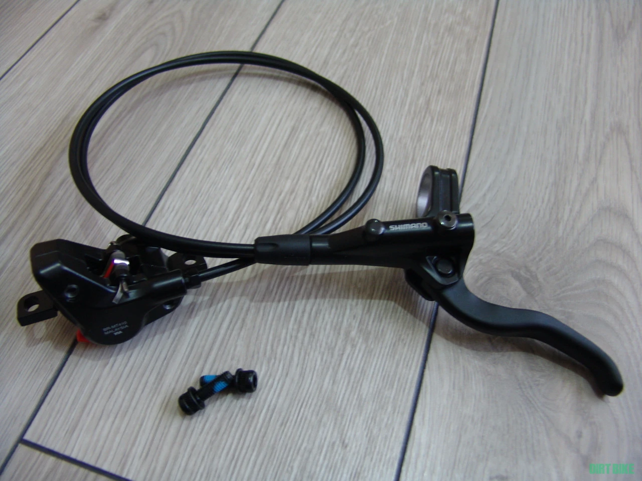 1. Frana de fata Shimano MT401 /Noua