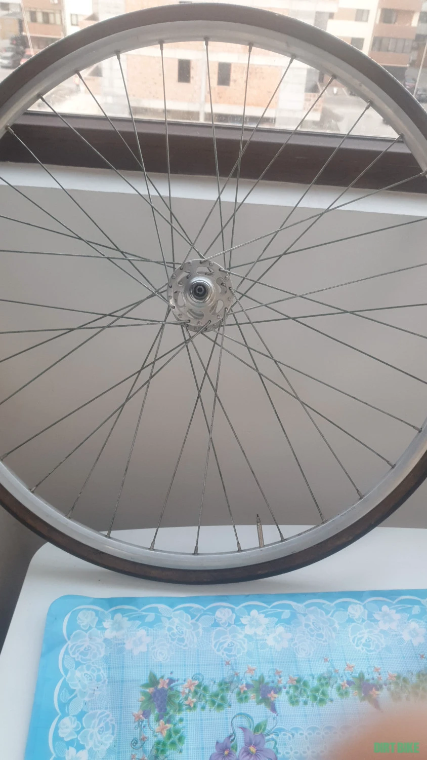 9. Vand roti Campagnolo