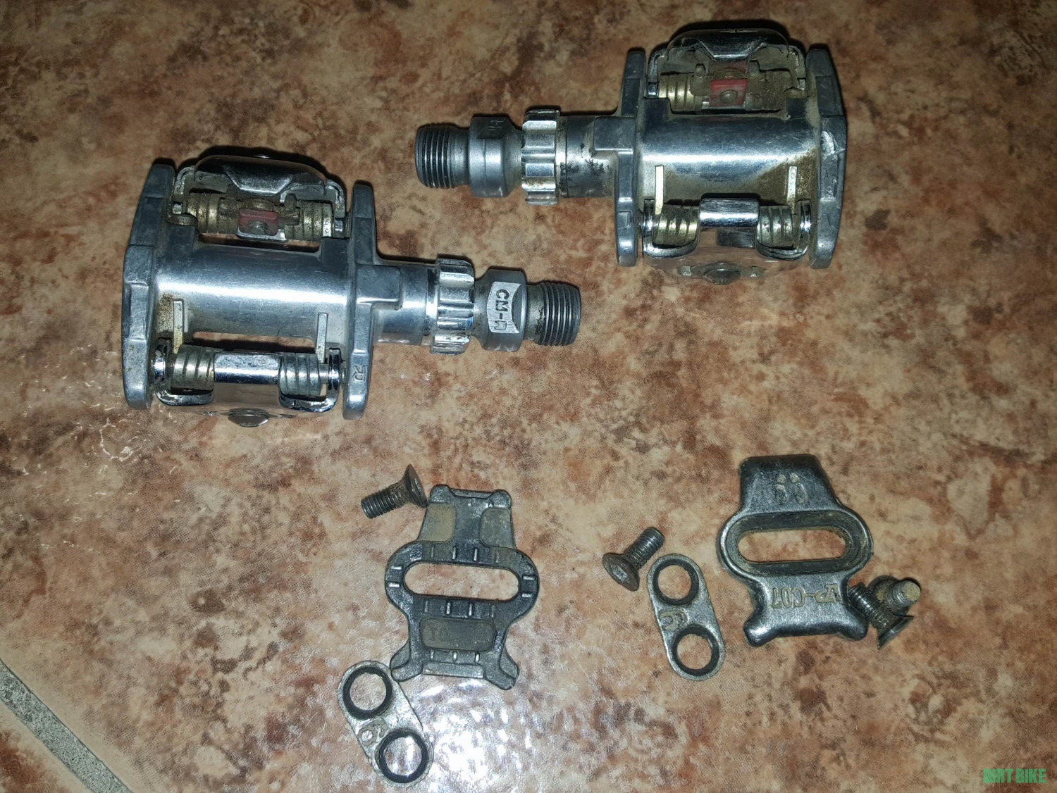 2. Pedale SPD pt MTB/Cyclocross/Gravel VP-Components VP-M01