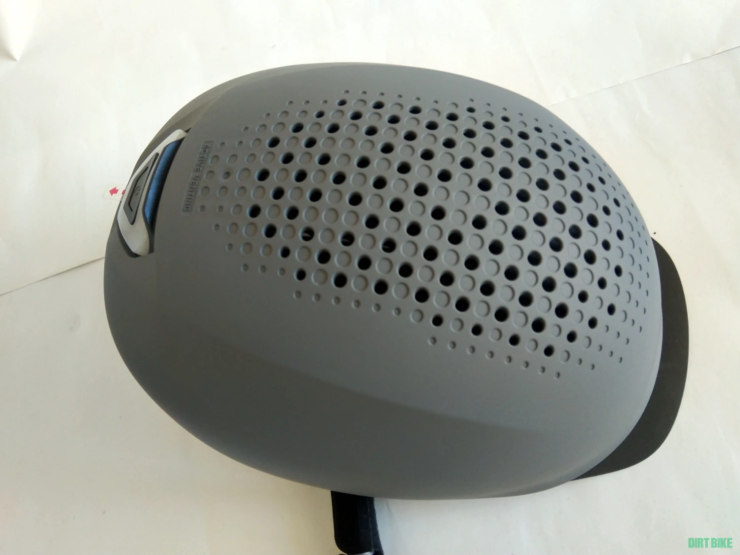 6. Casca ciclism urban/trotineta Alpina Idol 52-56 cm noua