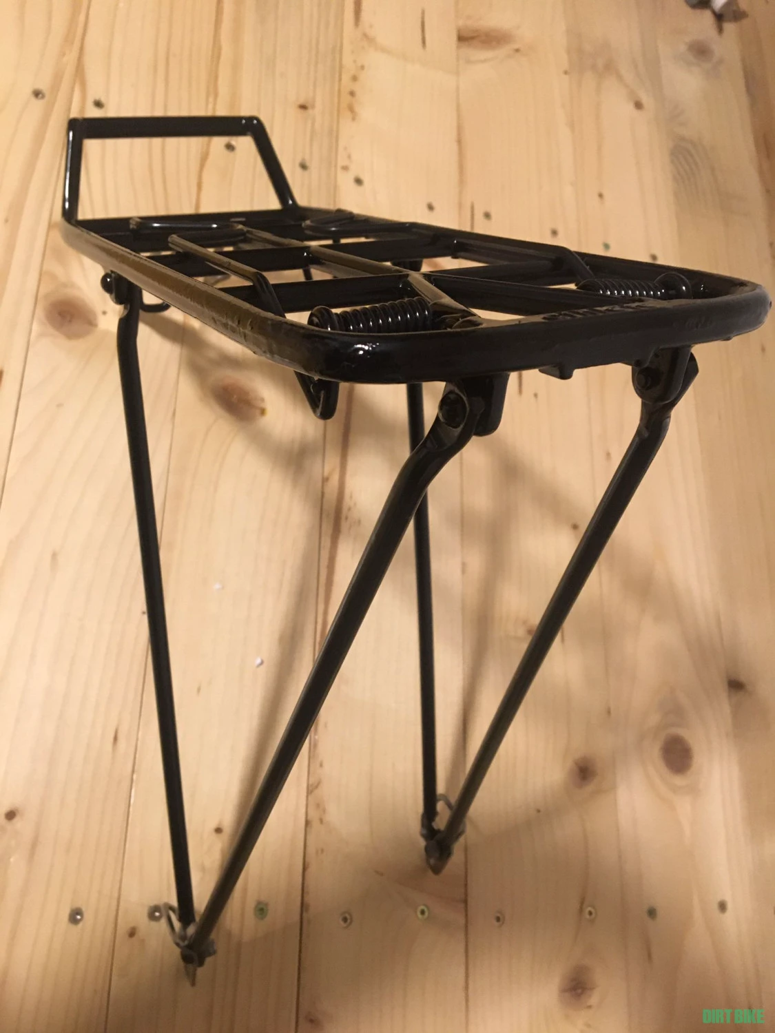 1. Portbagaj bicicleta din aluminiu