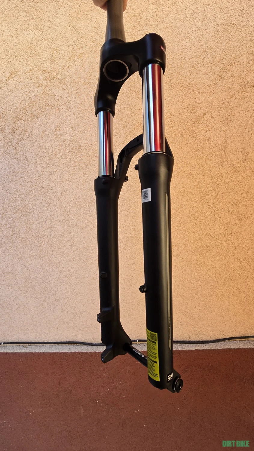 9. Furca noua 120mm 29"