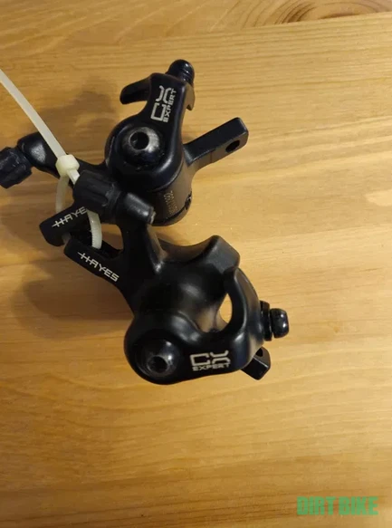 1. Etrieri mecanici Hayes CX Expert pentru sosea