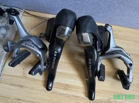1. Manete shimano ultegra