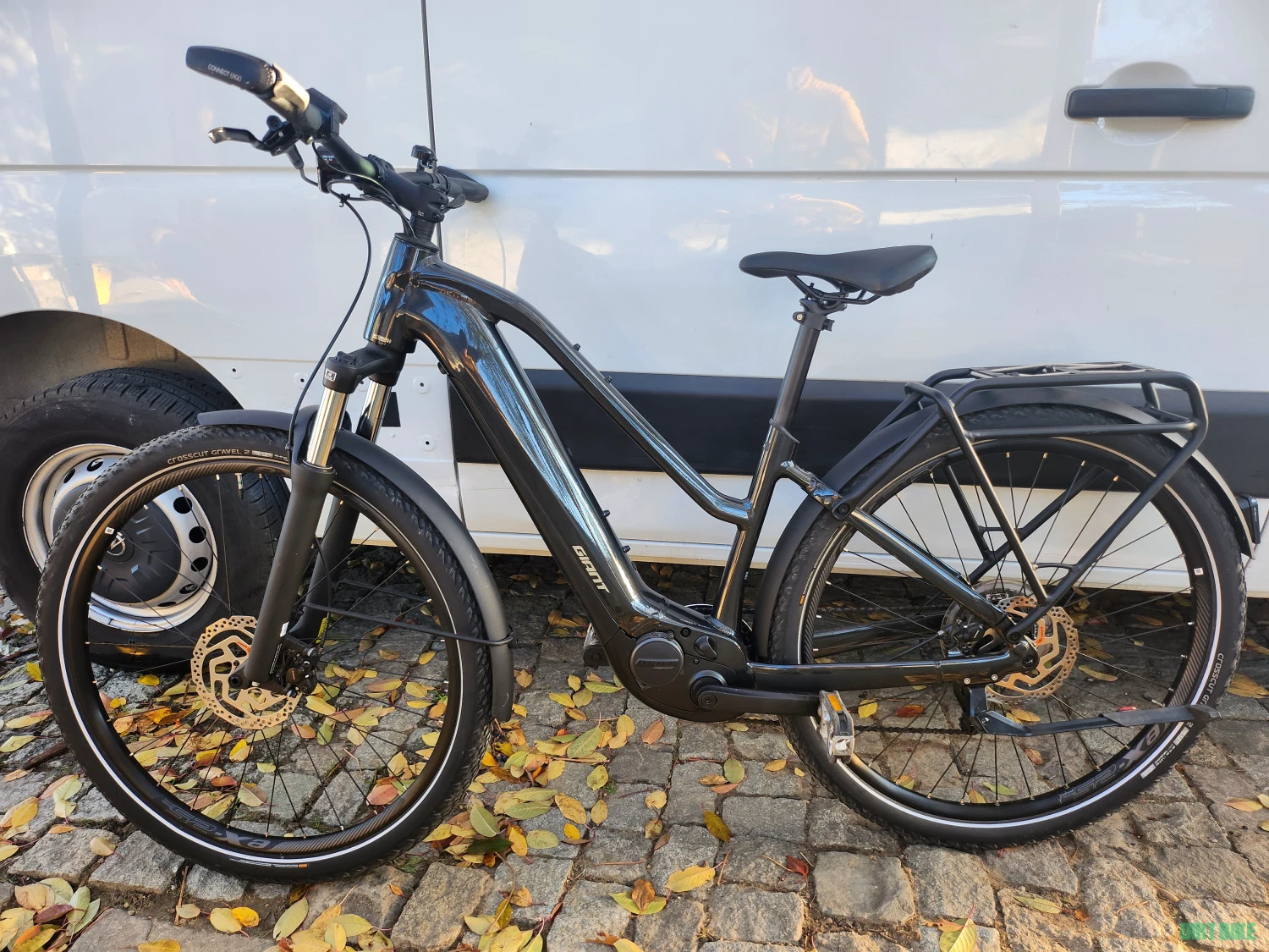 1. Bicicleta Electrica Giant Explore E+2 STA 2023