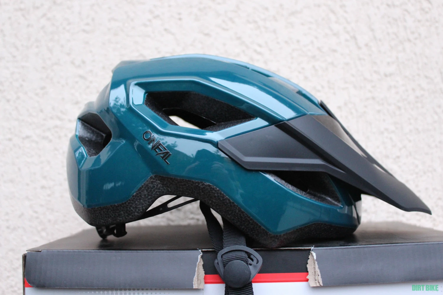 1. O'Neal Matrix Split - S/M 54-58cm casca MTB albastru