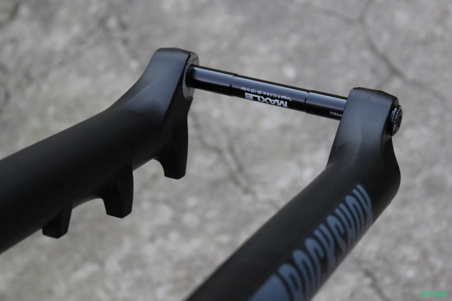 5. RockShox 35 Silver TK 29" Solo Air 130mm Tapered Boost furca suspensie