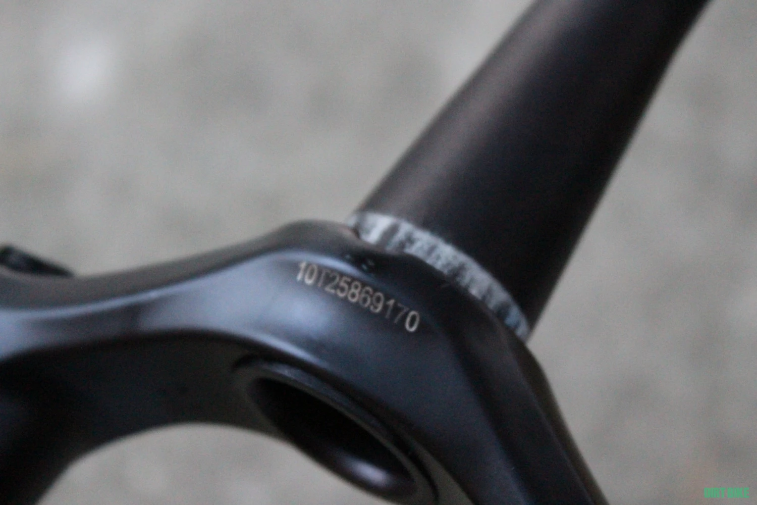 3. RockShox 35 Silver TK 29" Solo Air 130mm Tapered Boost furca suspensie