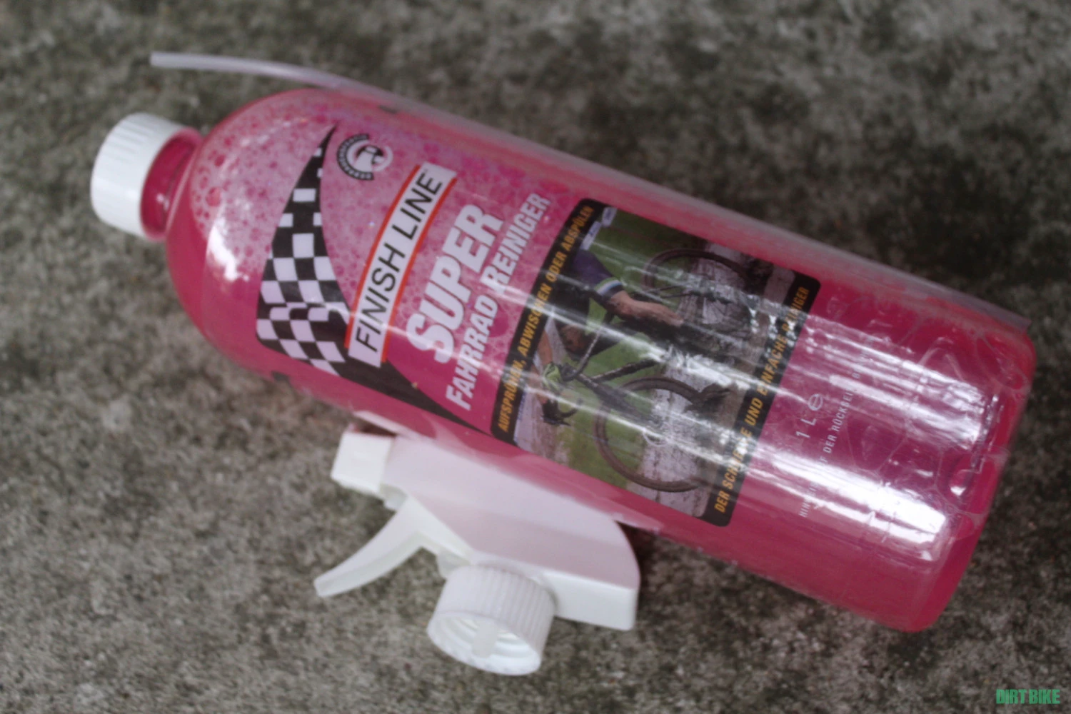 1. Finish Line Bicycle Wash Cleaner spray 1000ml