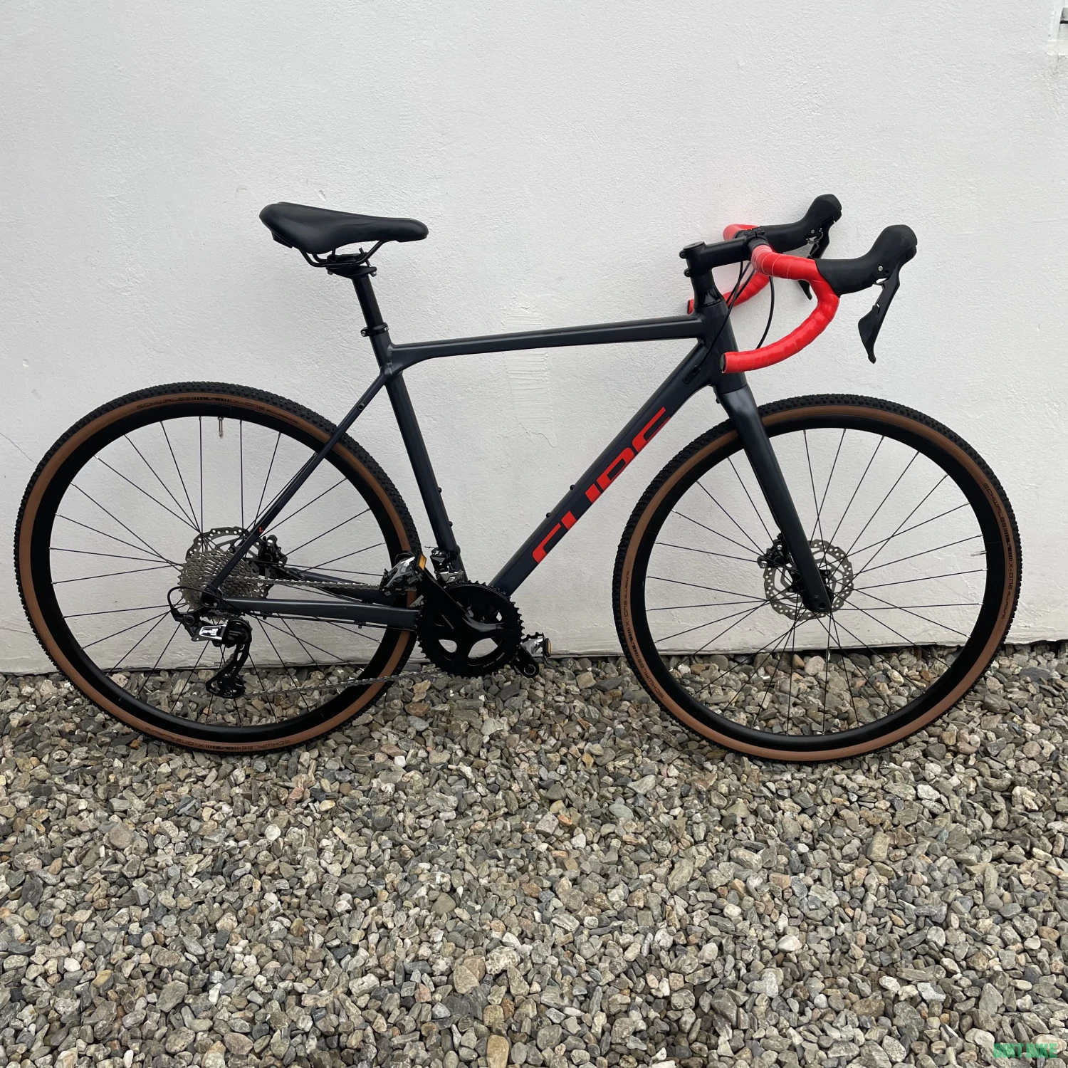 1. Bicicleta Gravel Cube 2024, GRX
